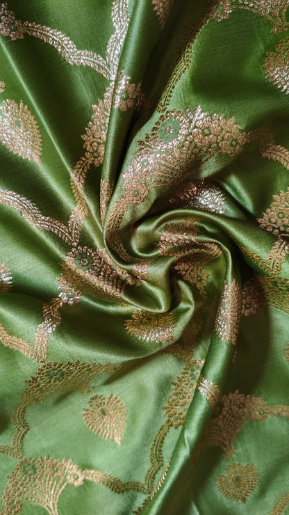 Suneri Resham Jade