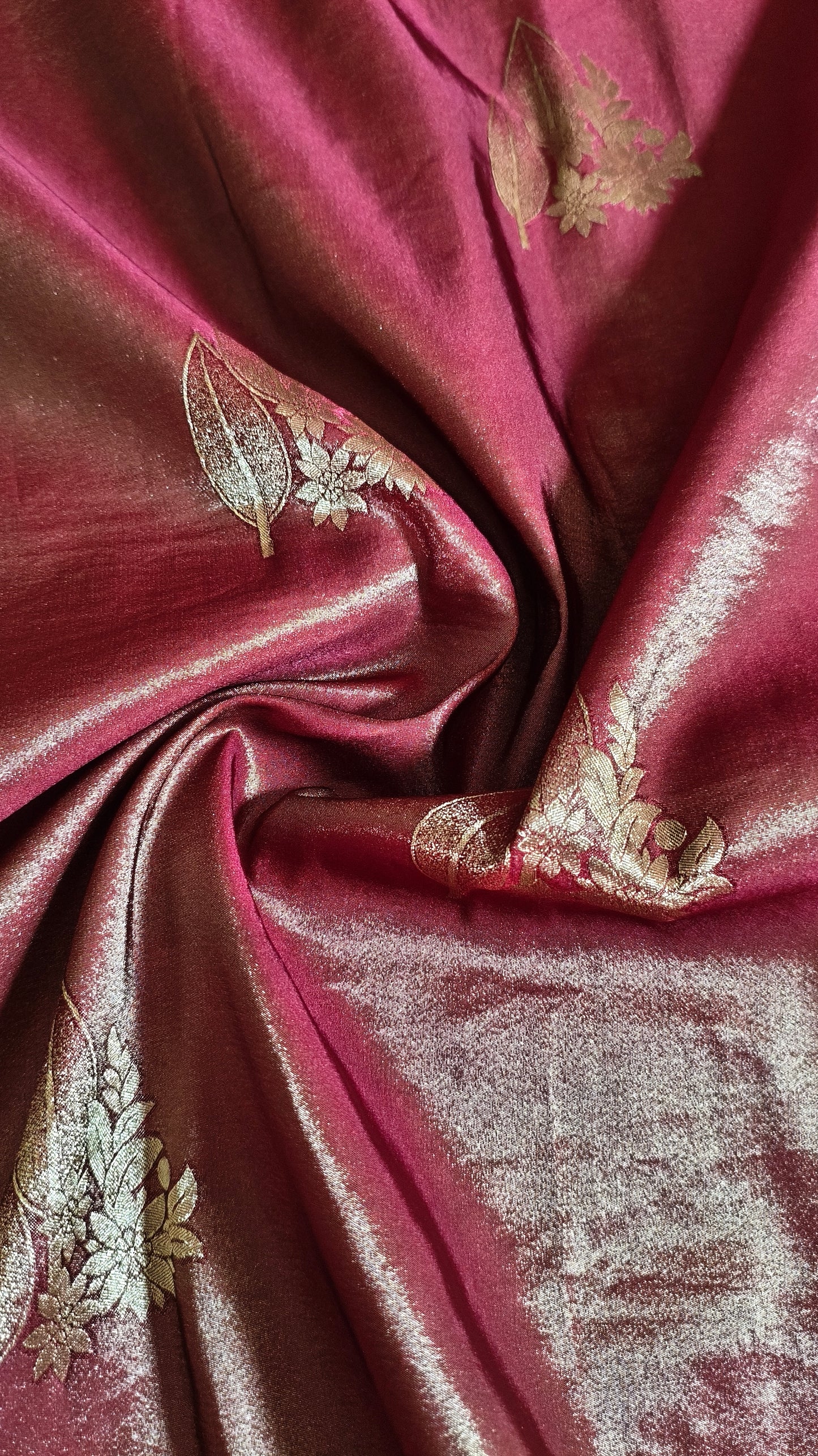 ROOP Signature Red