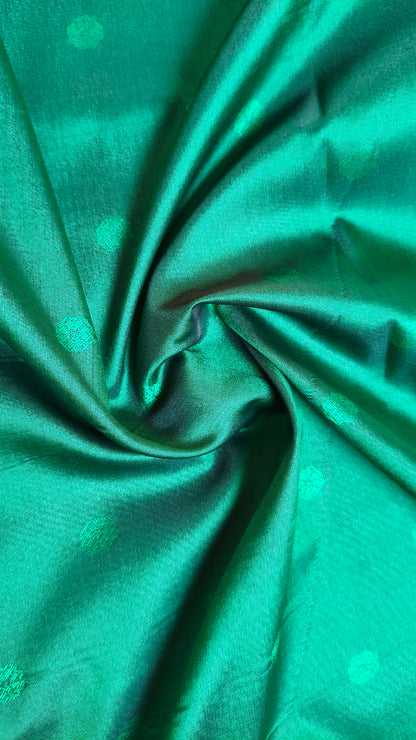 PESHWAI Emerald Muse