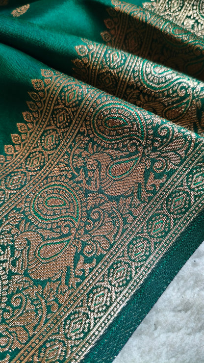 PESHWAI Emerald Muse