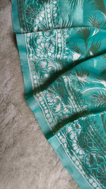 RAAGINI Aqua Splash